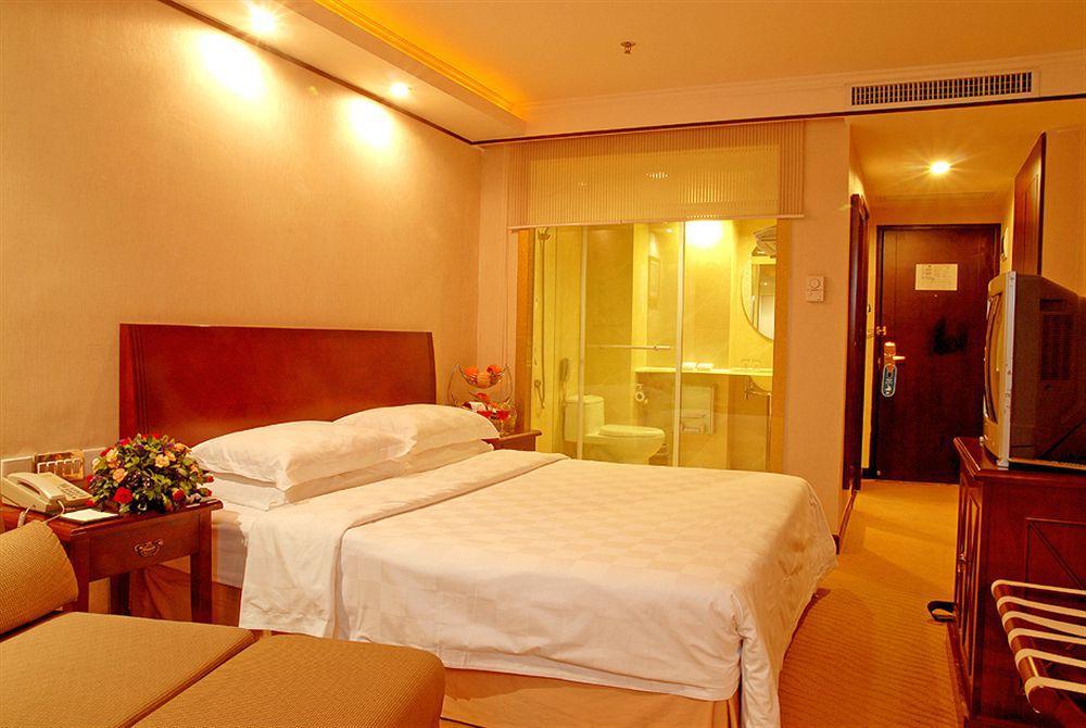 รอยัลตี้ โฮเต็ล Hotel เซินเจิ้น ภายนอก รูปภาพ